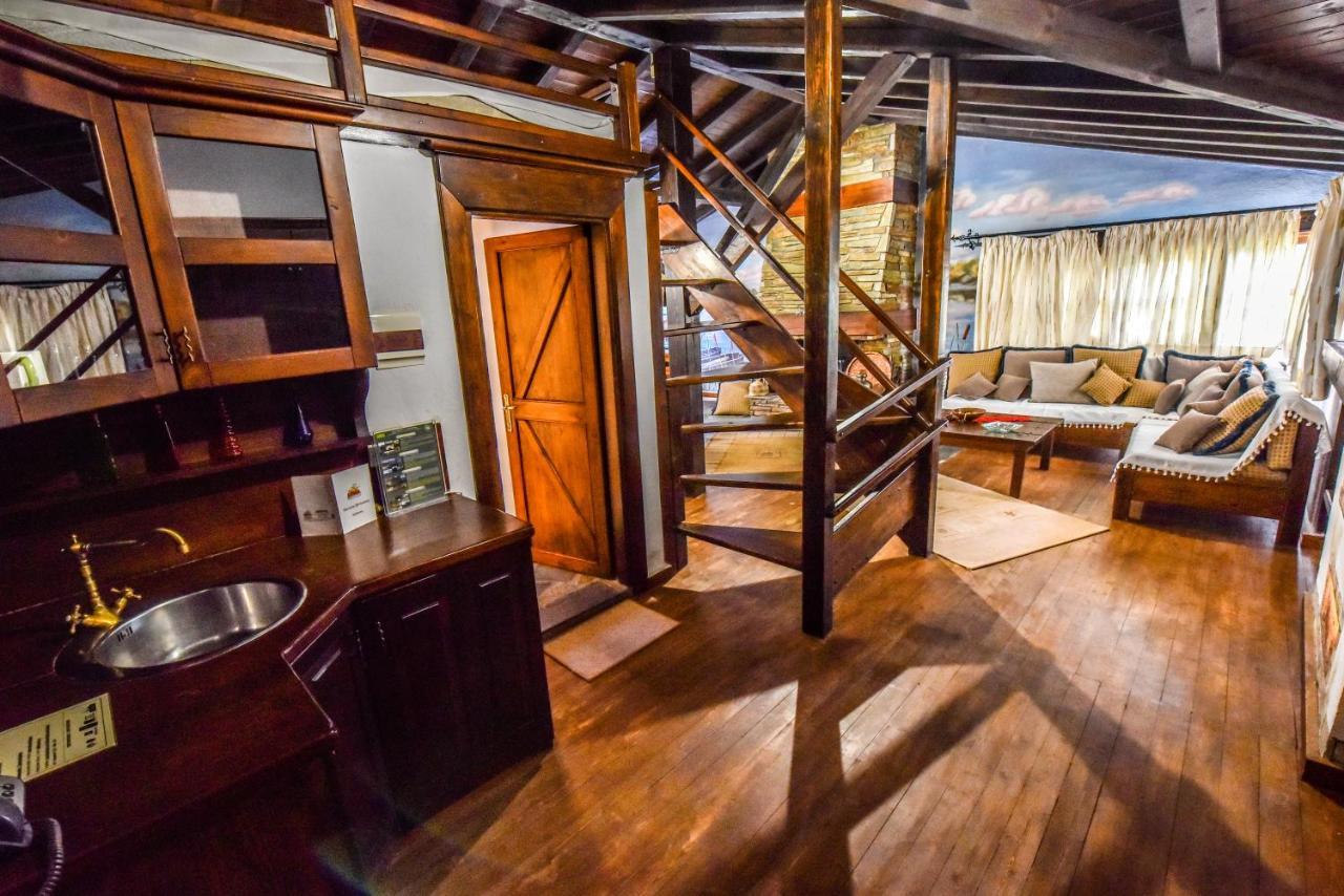 Oikoperiigitis Hotel Lago Kerkíni Esterno foto