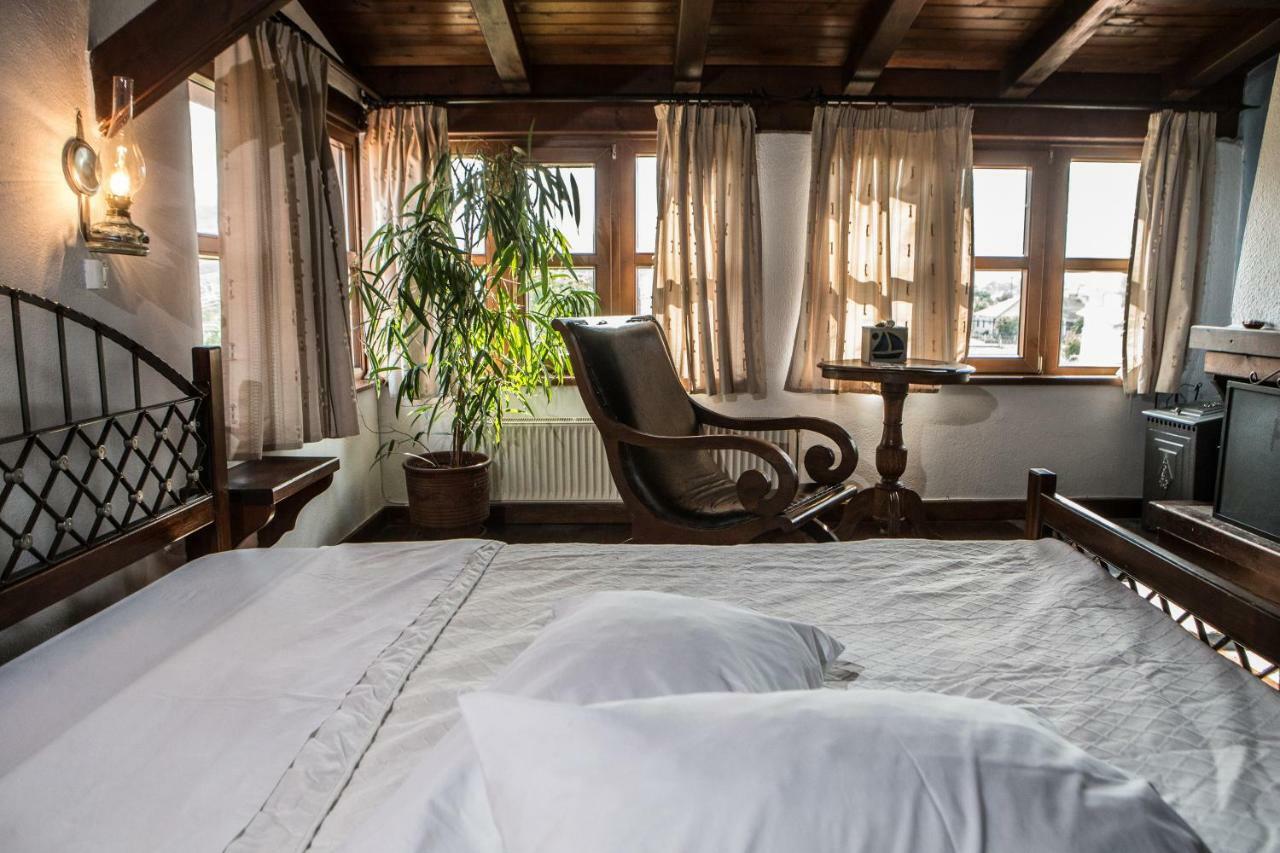 Oikoperiigitis Hotel Lago Kerkíni Esterno foto